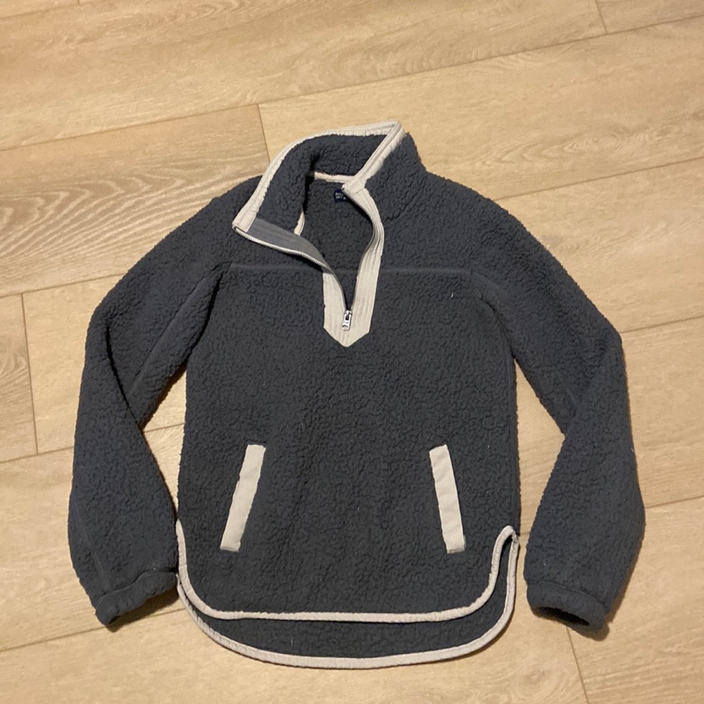 Abercrombie quarter-zip sherpa sweater. Size XXS